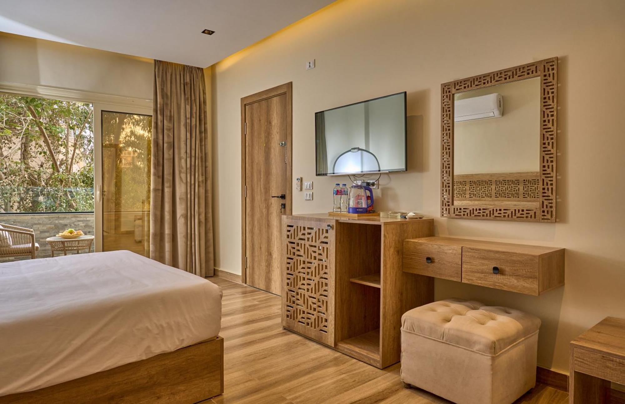 Lotus Inn Kafrat al Jabal Exterior photo
